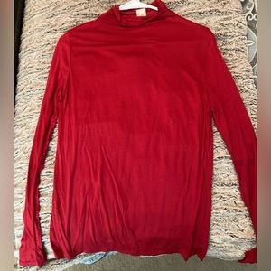 Lightweight mock neck top